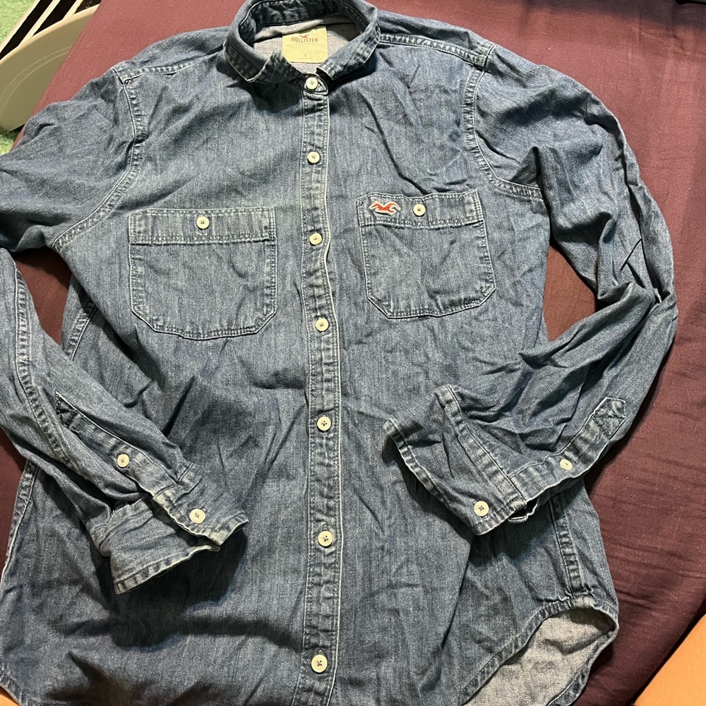 Hollister button up jean shirt